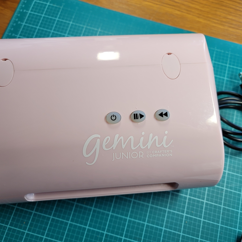 Craft Gemini Junior Pink Electronic Cutting Machine
